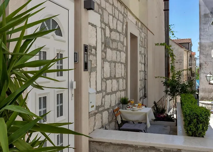 Luxury City Center Apartments